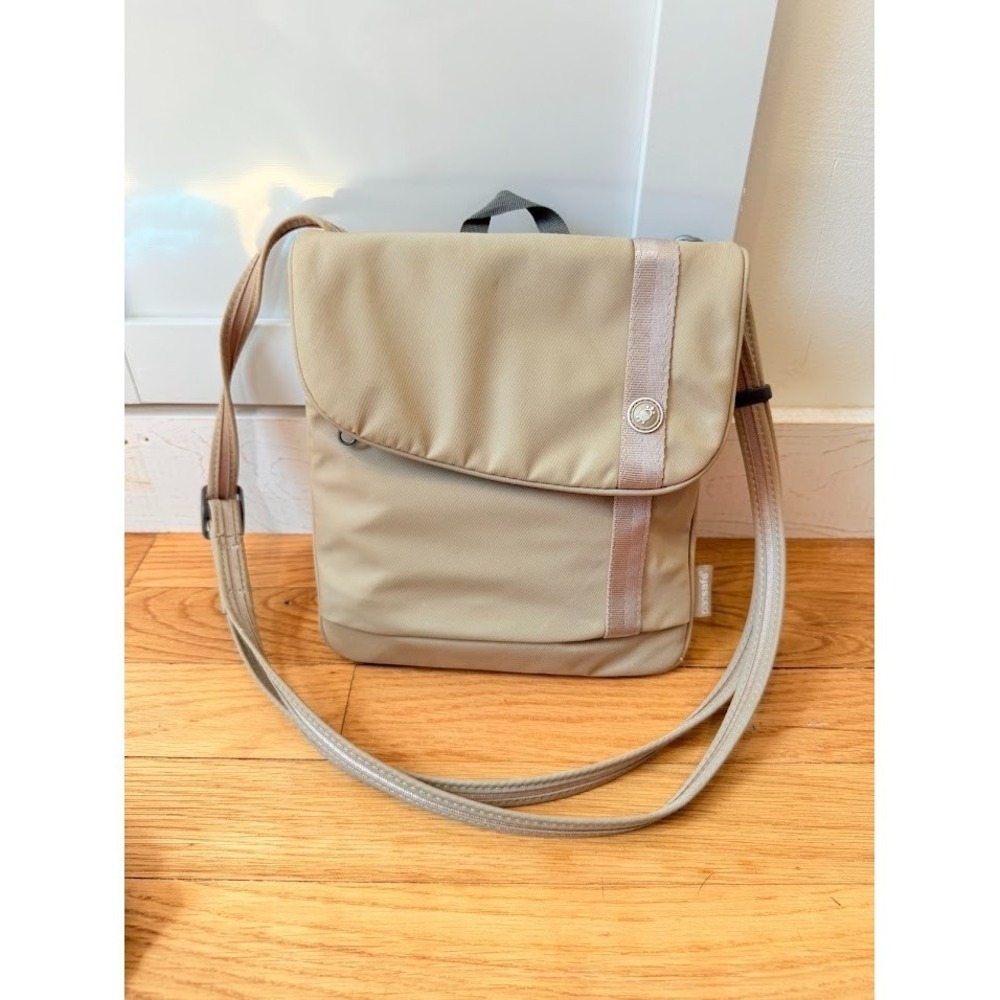 Pacsafe SlingSafe 100 Anti-Theft Travel Bag Beige Crossbody Bag Purse Sling Safe